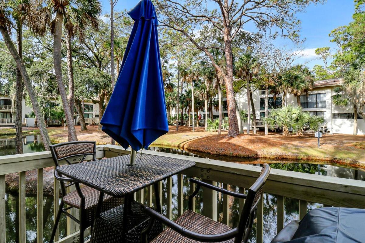 Lagoon View Villa 2 Bd 2 & One Half Bath Steps To The Beach Hilton Head Island Exterior photo